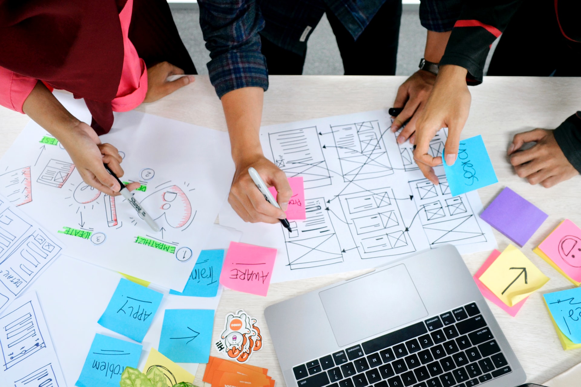 Design_thinking_cover_photo.jpg